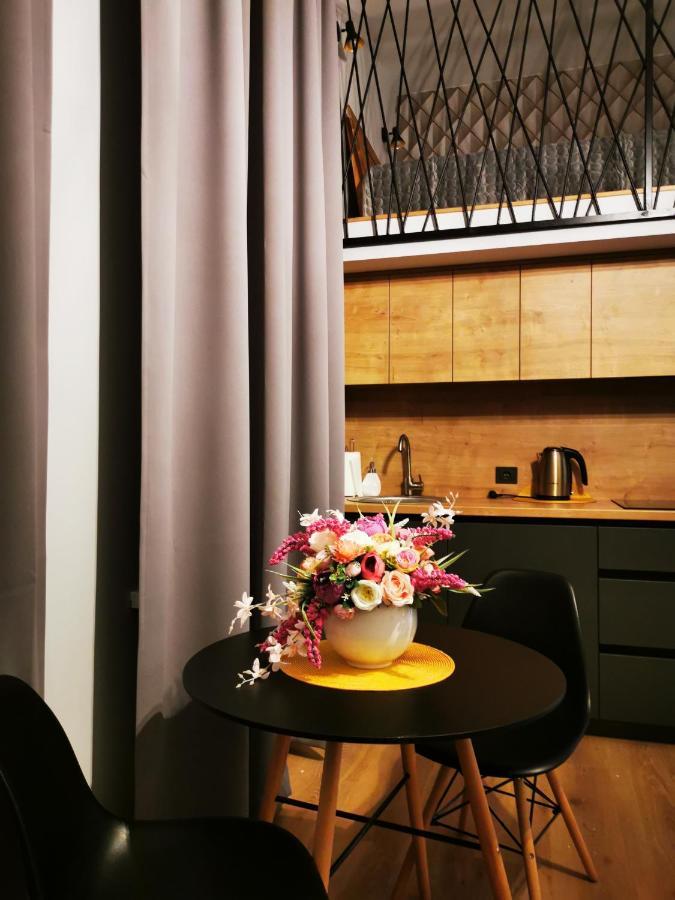 Old Town Loft Apartment Klaipeda Bagian luar foto