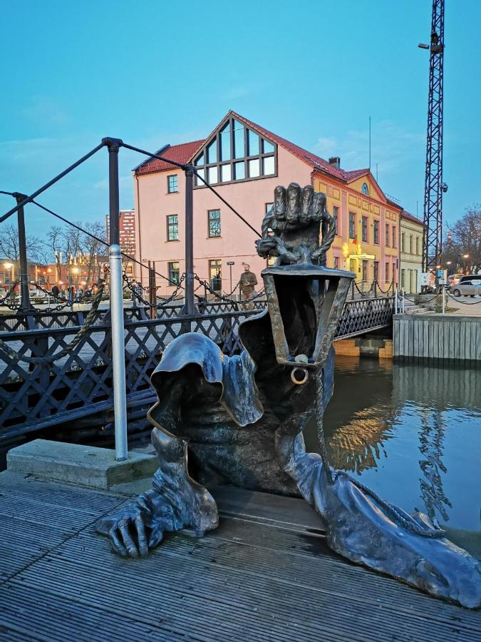 Old Town Loft Apartment Klaipeda Bagian luar foto